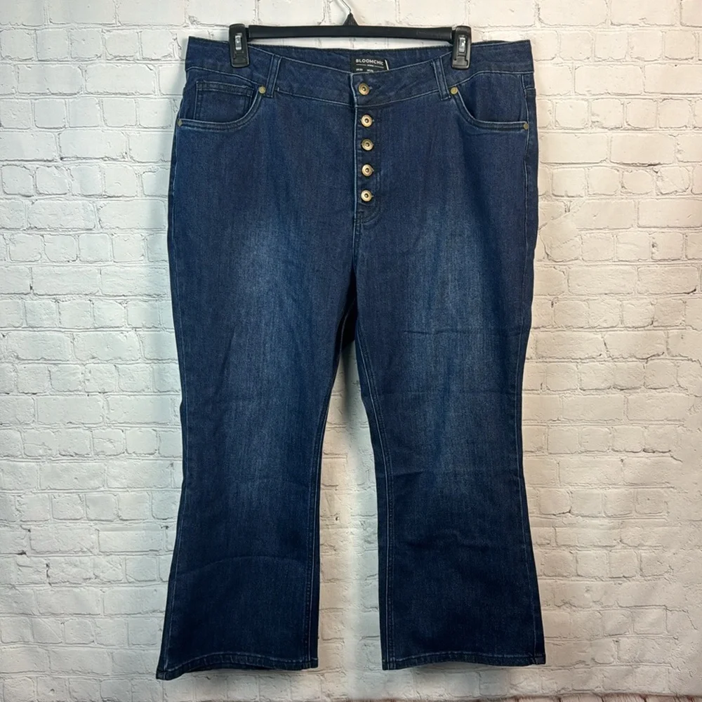 BloomChic Dark Blue Button Fly High Rise Bootcut Jeans Plus Size 20 - Picture 2 of 5
